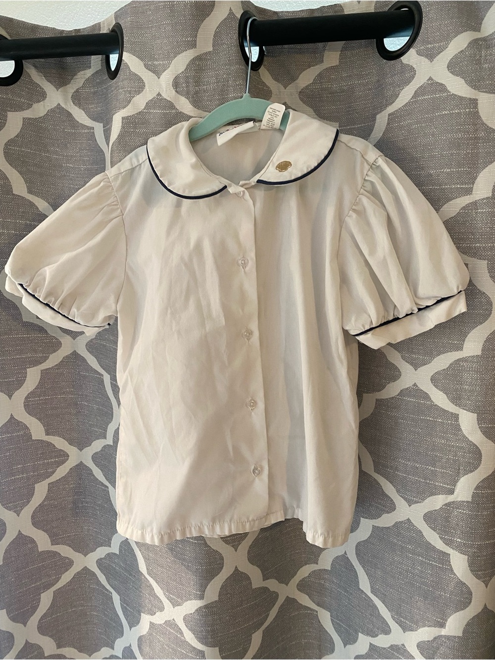 Classic White Peter Pan Collar Girls' Blouse with Navy Trim, size 6X